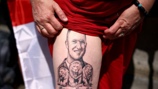 Un militante brit&aacute;nico de extrema derecha sale de prisi&oacute;n tras una reducci&oacute;n de su condena