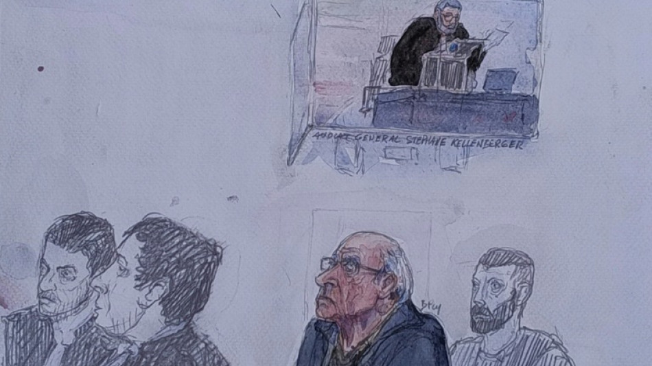 França condena ex-cirurgião pedófilo a 20 anos de prisão por abusar de 299 pacientes