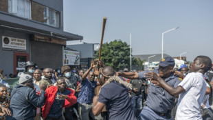 Violence erupts at S.Africa anti-migrant protest