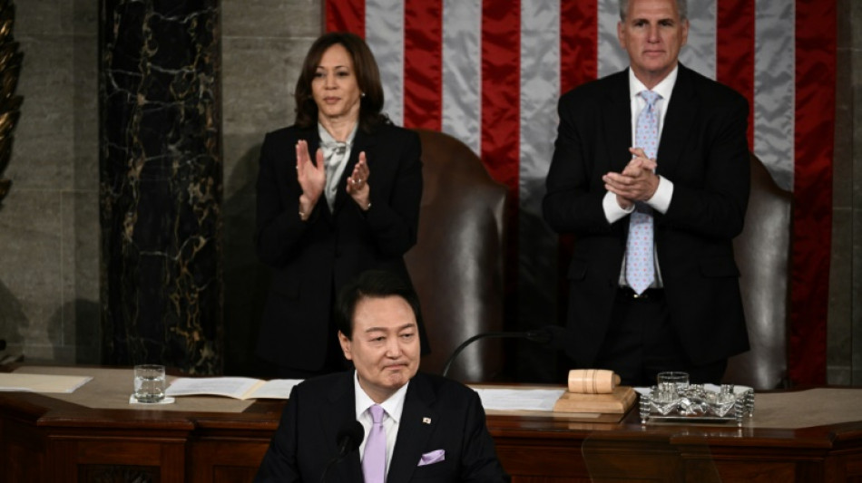 Presidente sul-coreano celebra alian&ccedil;a com EUA no Congresso americano