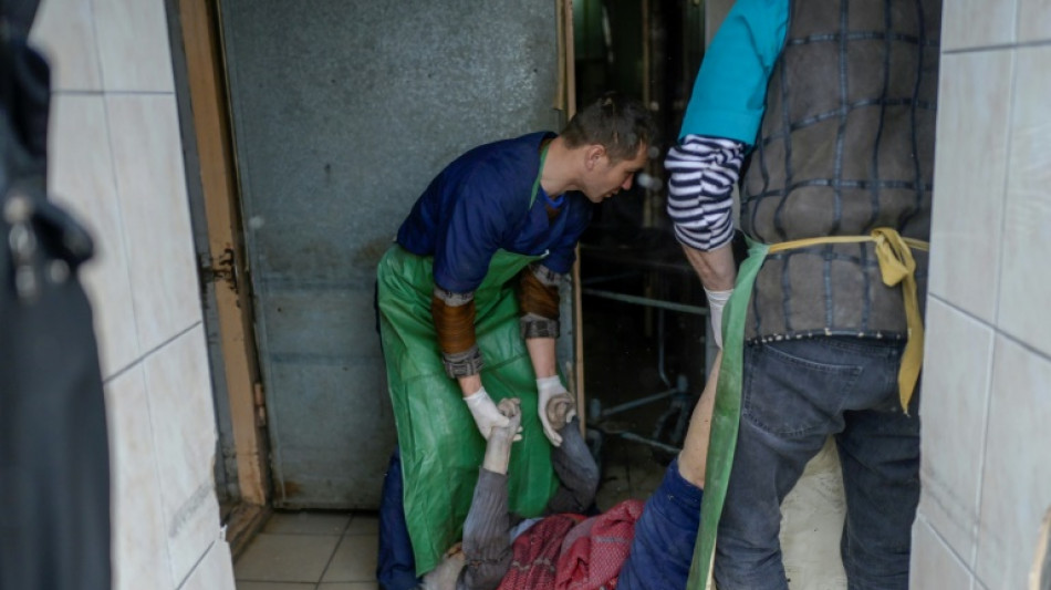 Los cad&aacute;veres se amontonan en la morgue de la ciudad ucraniana de Mikolaiv