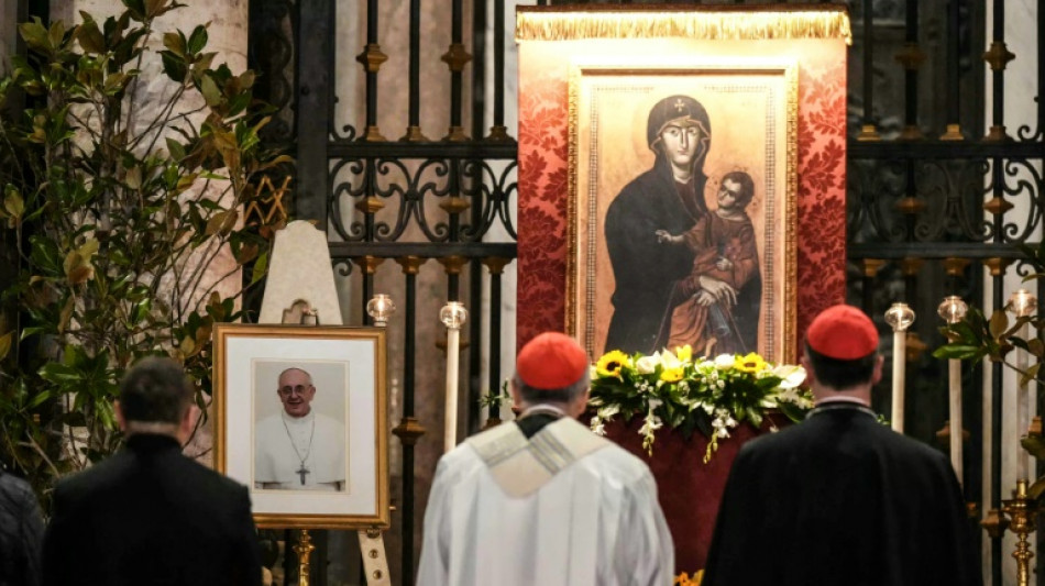 Vatikan ruft ab Samstag geltende neunt&auml;gige Trauerzeit f&uuml;r Papst Franziskus aus