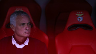 El Fenerbah&ccedil;e despide a Mourinho tras un a&ntilde;o sin milagros en Estambul