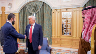 Trump se re&uacute;ne con el presidente sirio en Arabia Saudita, tras el levantamiento de las sanciones