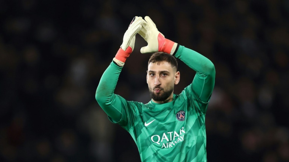 Foot: Donnarumma, un h&eacute;ros invit&eacute; &agrave; prendre la porte