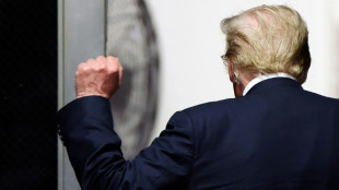 Juiz de Nova York adia decis&atilde;o sobre senten&ccedil;a de Trump