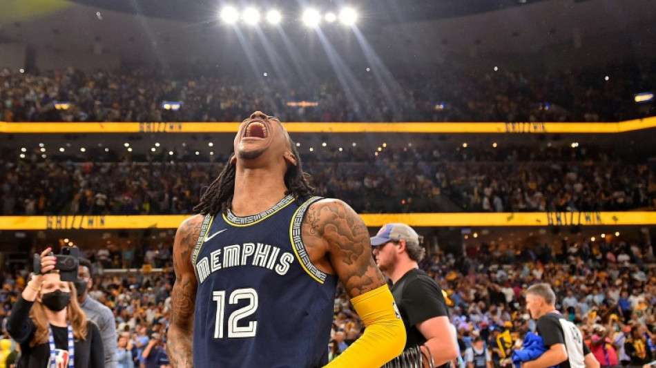 Morant gu&iacute;a a los Grizzlies sobre los Warriors y los Celtics tambi&eacute;n igualan su serie semifinal