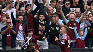Leeds in relegation peril after West Ham defeat