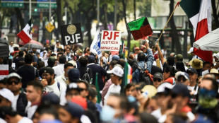 Debate de reforma judicial &eacute; retomado no M&eacute;xico ap&oacute;s invas&atilde;o ao Senado