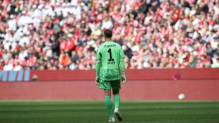 El arquero alem&aacute;n Neuer sufre una nueva lesi&oacute;n muscular