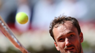 Medvedev elimina seu compatriota Shevchenko e vai &agrave;s oitavas de final em Madri