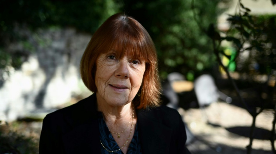 'Sou uma mulher completamente destru&iacute;da', diz Gis&egrave;le Pelicot em julgamento por estupro