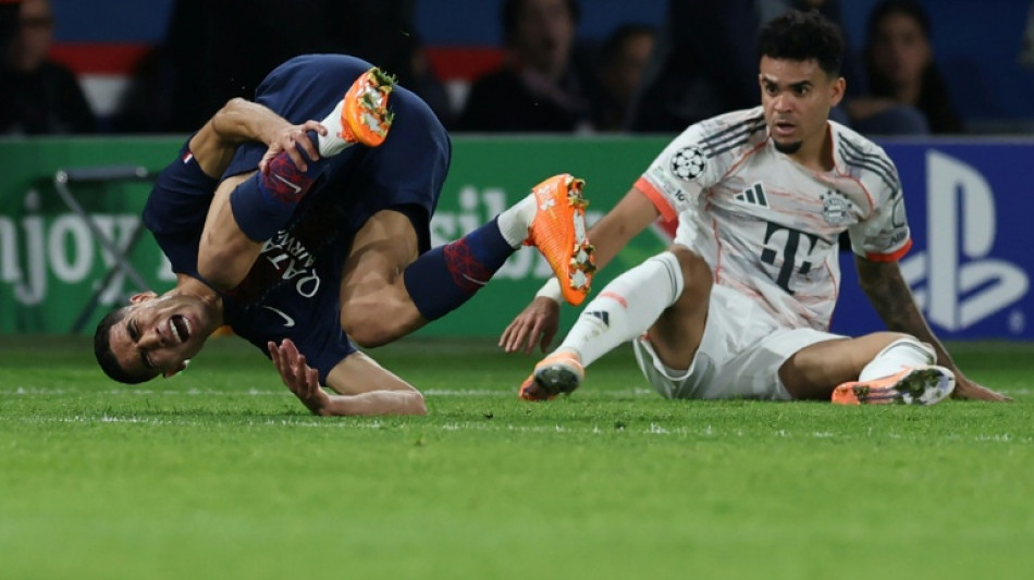 Ligue des champions: le PSG tombe face au Bayern, toujours invaincu, et perd Demb&eacute;l&eacute; et Hakimi