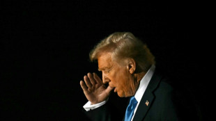 Trump admite poss&iacute;veis repres&aacute;lias por sua guerra comercial