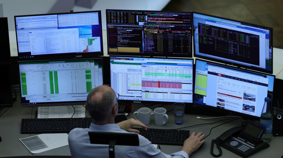 Borsa: l'Europa in calo con le tensioni Usa-Ue sulla Groenlandia