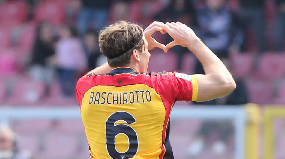 Lecce: la squadra oggi non si allena, domani partir&agrave; per Bergamo