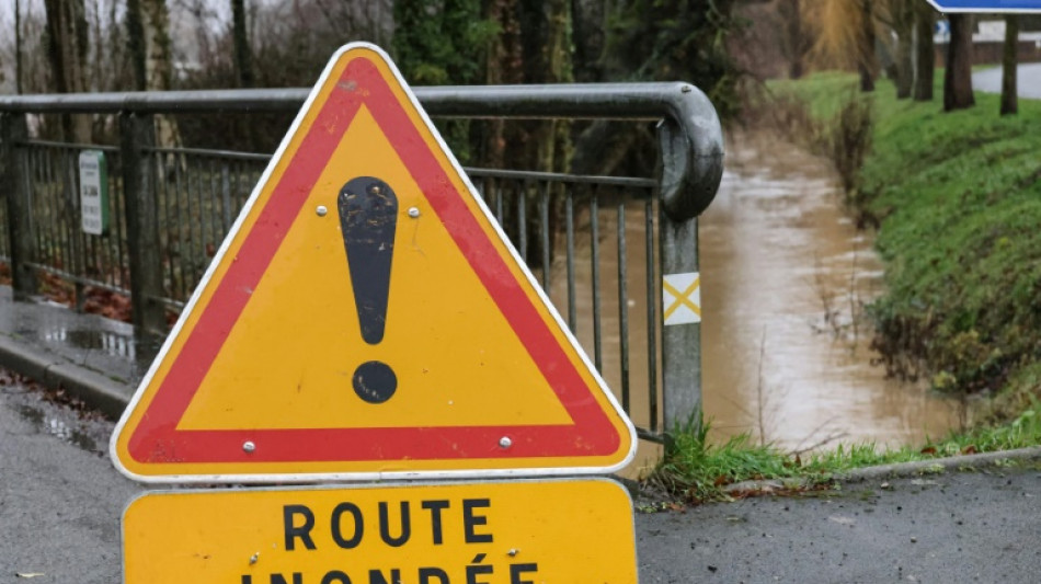 Pluies, crues et orages jeudi: 13 d&eacute;partements en vigilance orange