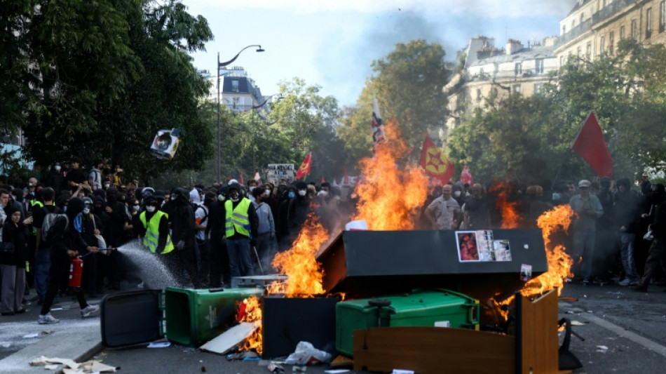 Regierungskreise: Macron ber&auml;t mit wichtigen Ministern &uuml;ber Sch&uuml;lerproteste