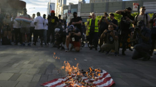 Cargos para 10 personas por la muerte de un recluso negro en un psiqui&aacute;trico de EEUU