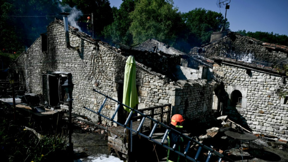 Charente: trois morts et deux disparus dans l'incendie d'un g&icirc;te accueillant des adultes handicap&eacute;s
