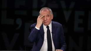 Report&eacute;e, l'annonce du gouvernement au plus t&ocirc;t lundi soir