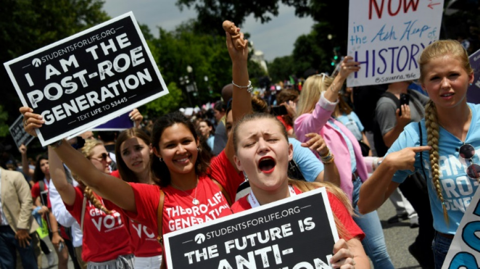 USA: la Cour supr&ecirc;me dynamite le droit &agrave; l'avortement, de premiers Etats bannissent les IVG