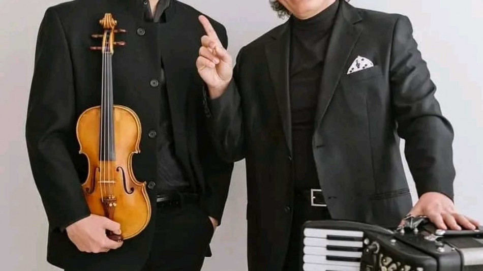 Viaggio etnosinfonico con orchestra classica nell'anima del popolo Rom