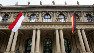 ++ Borsa: Europa euforica, Parigi +6,6% ++