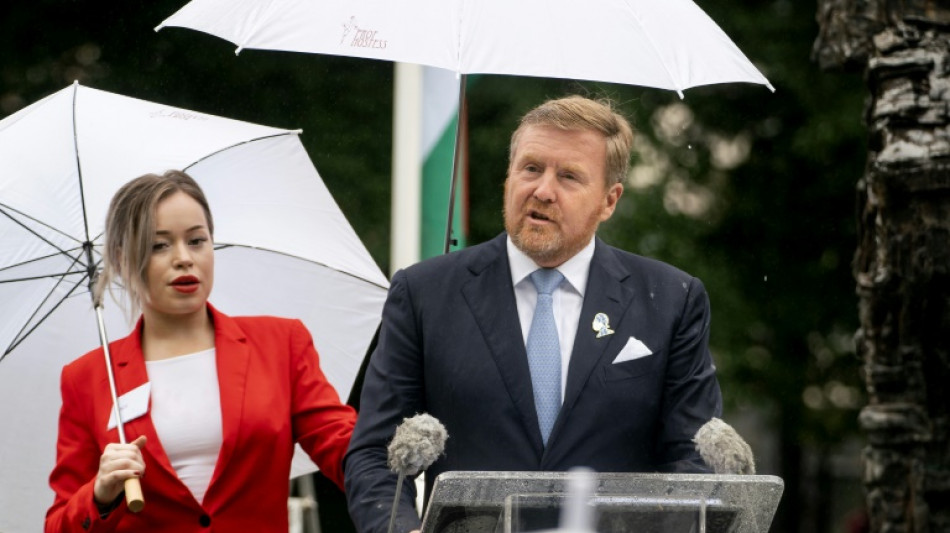 Rei da Holanda pede desculpas por escravid&atilde;o durante era colonial