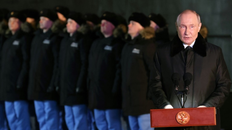 Poutine &eacute;voque l'id&eacute;e d'une "administration transitoire" sous l'&eacute;gide de l'ONU pour l'Ukraine