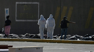 S&eacute;isme au Venezuela: une morgue improvis&eacute;e sur le port de la Guaira 