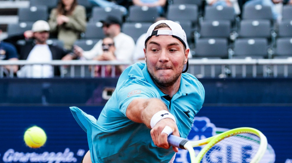 Gegner gibt auf: Struff gelingt erlösender Sieg in Runde eins