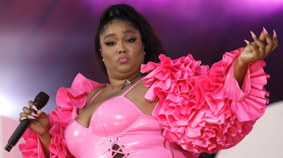 Lizzo parla della sua depressione, 'non volevo pi&ugrave; vivere'