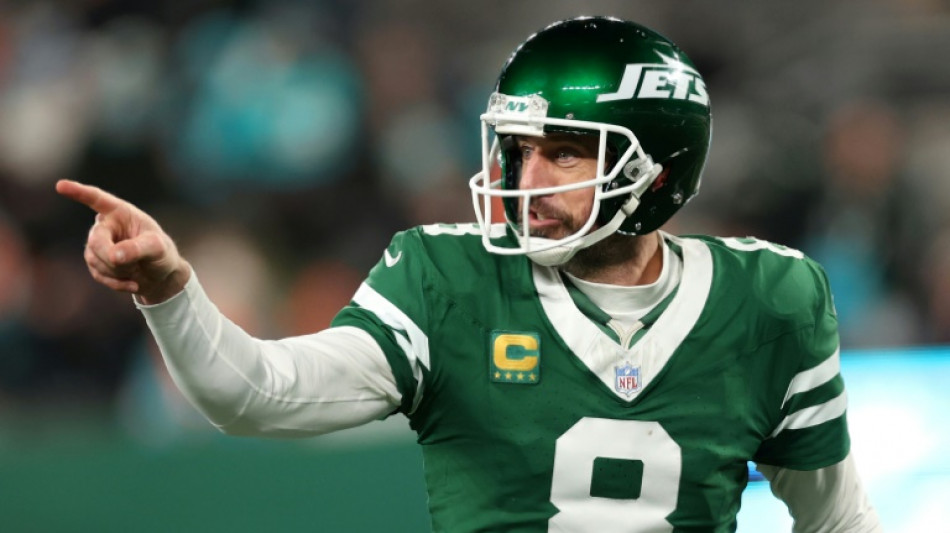 Aaron Rodgers planea firmar por una temporada con los Steelers, seg&uacute;n medios