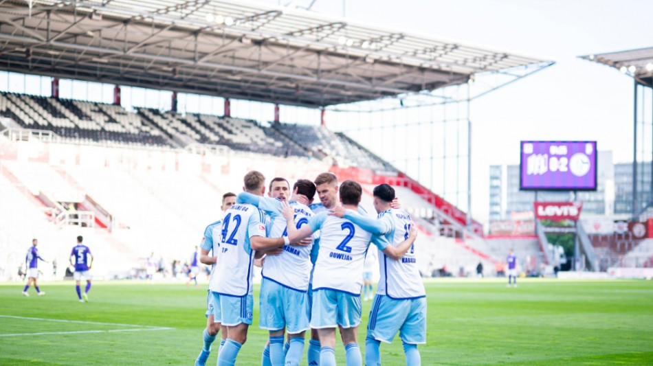 Schalke feiert Klassenerhalt - Osnabr&uuml;ck erster Absteiger