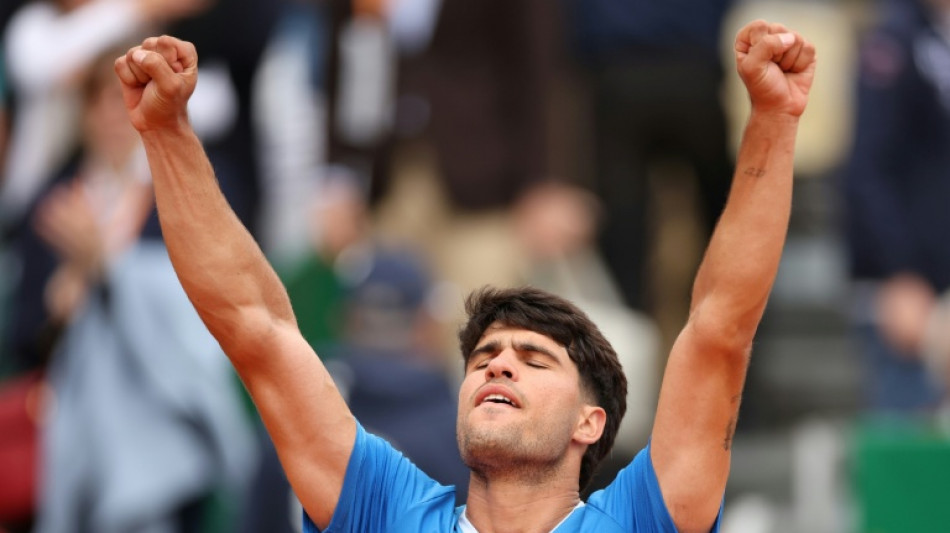 Alcaraz atropela B&aacute;ez em sua estreia no Masters de Monte Carlo