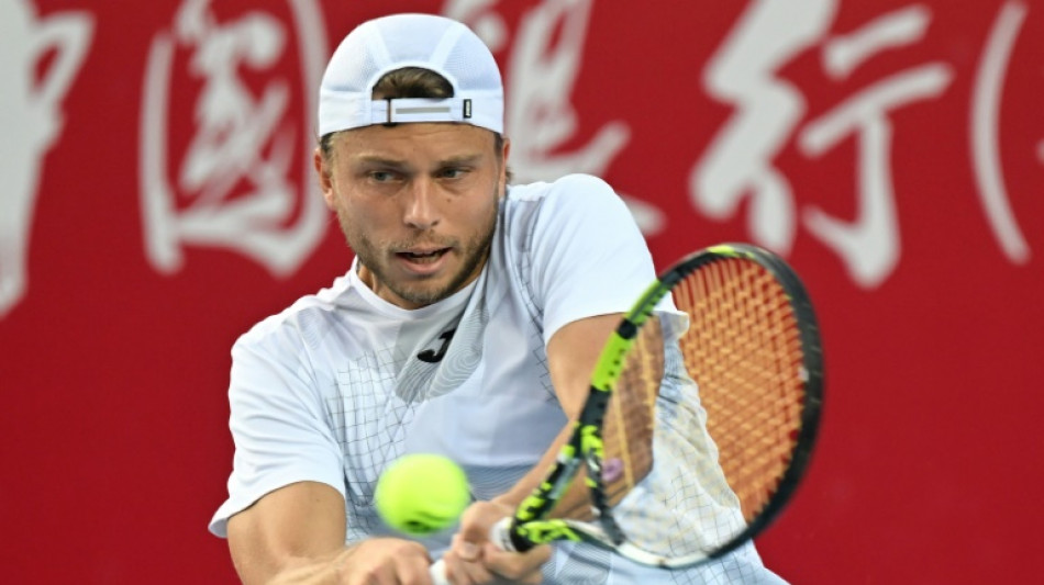 Tennis: &agrave; 27 ans, le Fran&ccedil;ais Alexandre M&uuml;ller d&eacute;croche son premier titre &agrave; Hong Kong