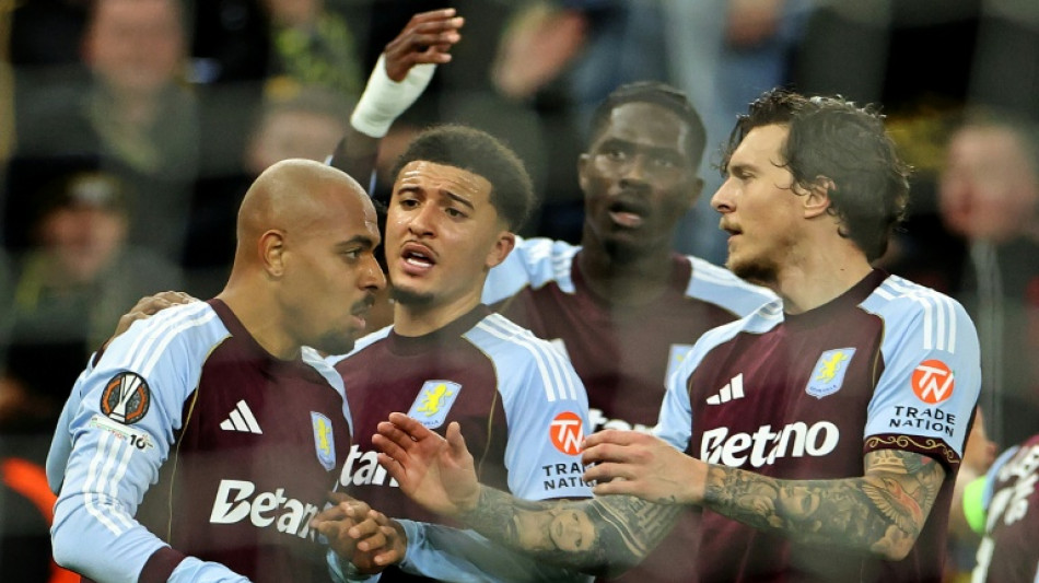 Malen powers Villa as Forest pick up vital Europa League win