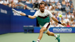 Sob forte calor, Medvedev vence Rublev e vai &agrave;s semifinais do US Open