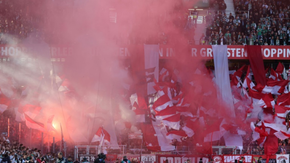 Urteil im Januar: Karlsruhe kl&auml;rt &Uuml;bernahme von hohen Polizeikosten bei Fu&szlig;ballderbys