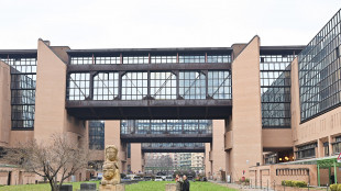 Tredicenne abusata, insulti e minacce social alla gip di Torino