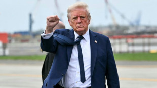 Trump exige que los barcos de EEUU tengan tr&aacute;nsito libre por los canales de Panam&aacute; y Suez