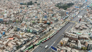 Protesto de motoristas contra extors&atilde;o paralisa parcialmente Lima