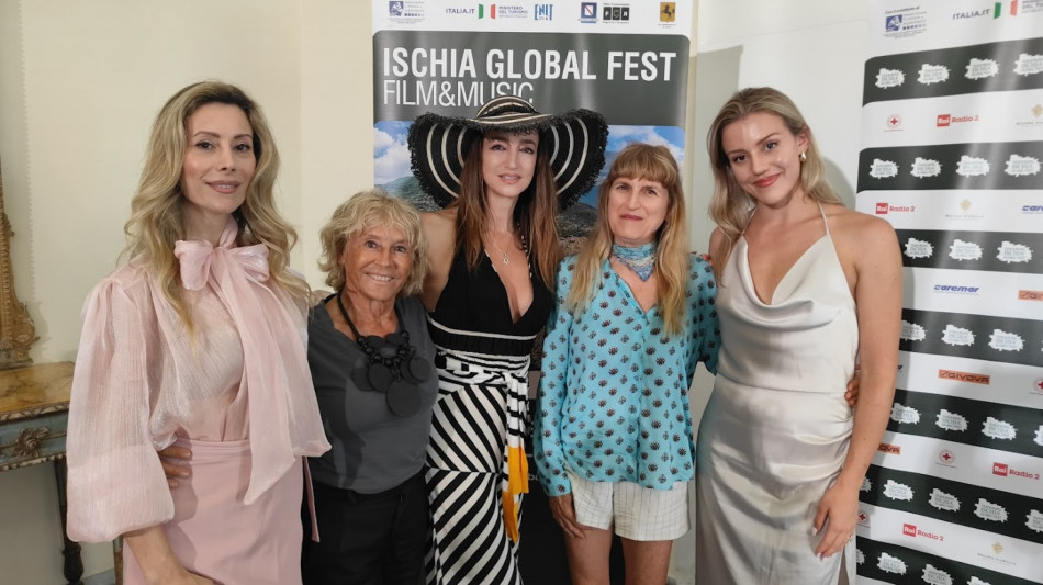 A Ischia il cinema delle donne, Hardwicke racconter&agrave; Warren