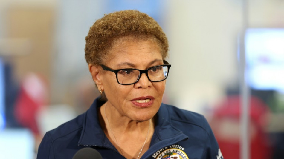 Prefeita levanta toque de recolher norturno em Los Angeles