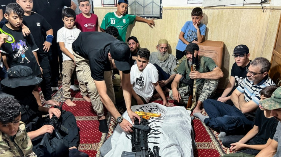 Israel mata comandante do Fatah no L&iacute;bano e bombardeia Gaza