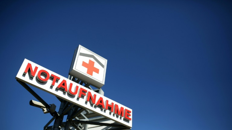 Nach Sturz durch Hoteldach in Bayern: 20-J&auml;hriger erliegt Verletzungen