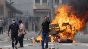 Si &egrave; dimesso il premier del Nepal dopo le violente proteste