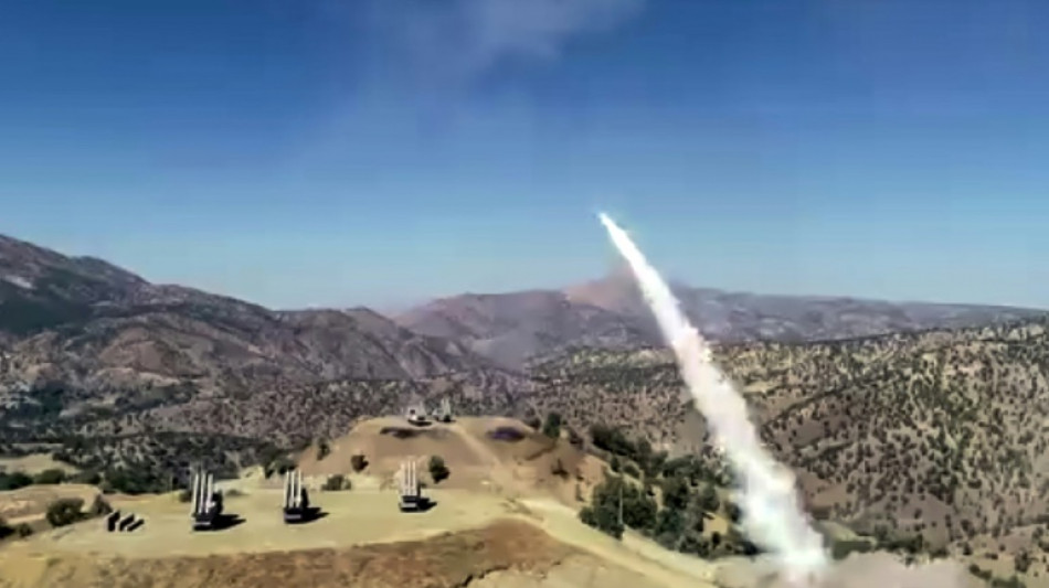 Teher&aacute;n continuar&aacute; los ataques contra la oposici&oacute;n kurda iran&iacute; en Irak