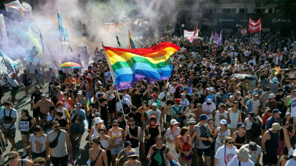 Argentine: des milliers marchent contre Milei en d&eacute;fense de la diversit&eacute;